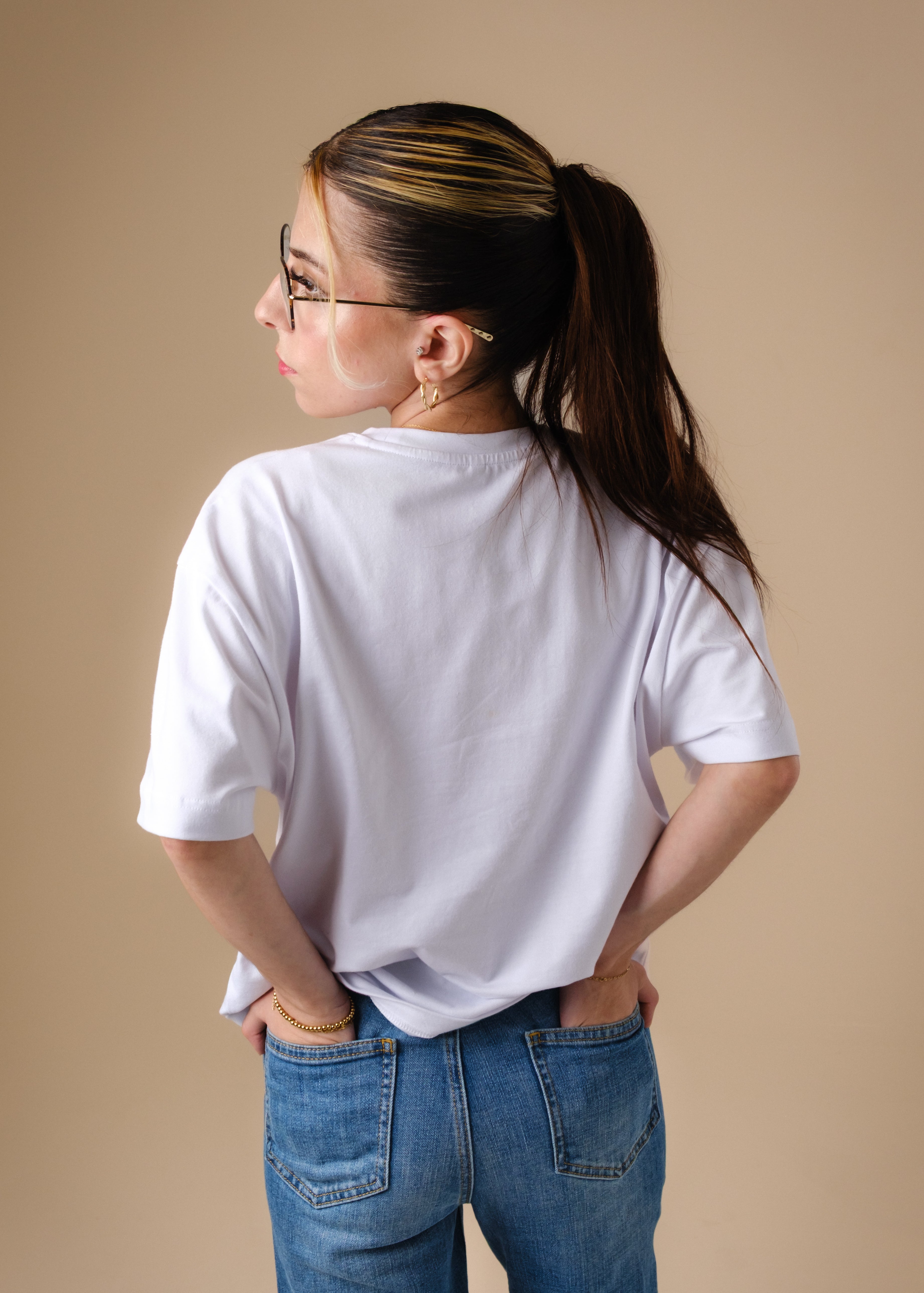 Boyfriend Fit White CLIO T-Shirt [Pre-Order]