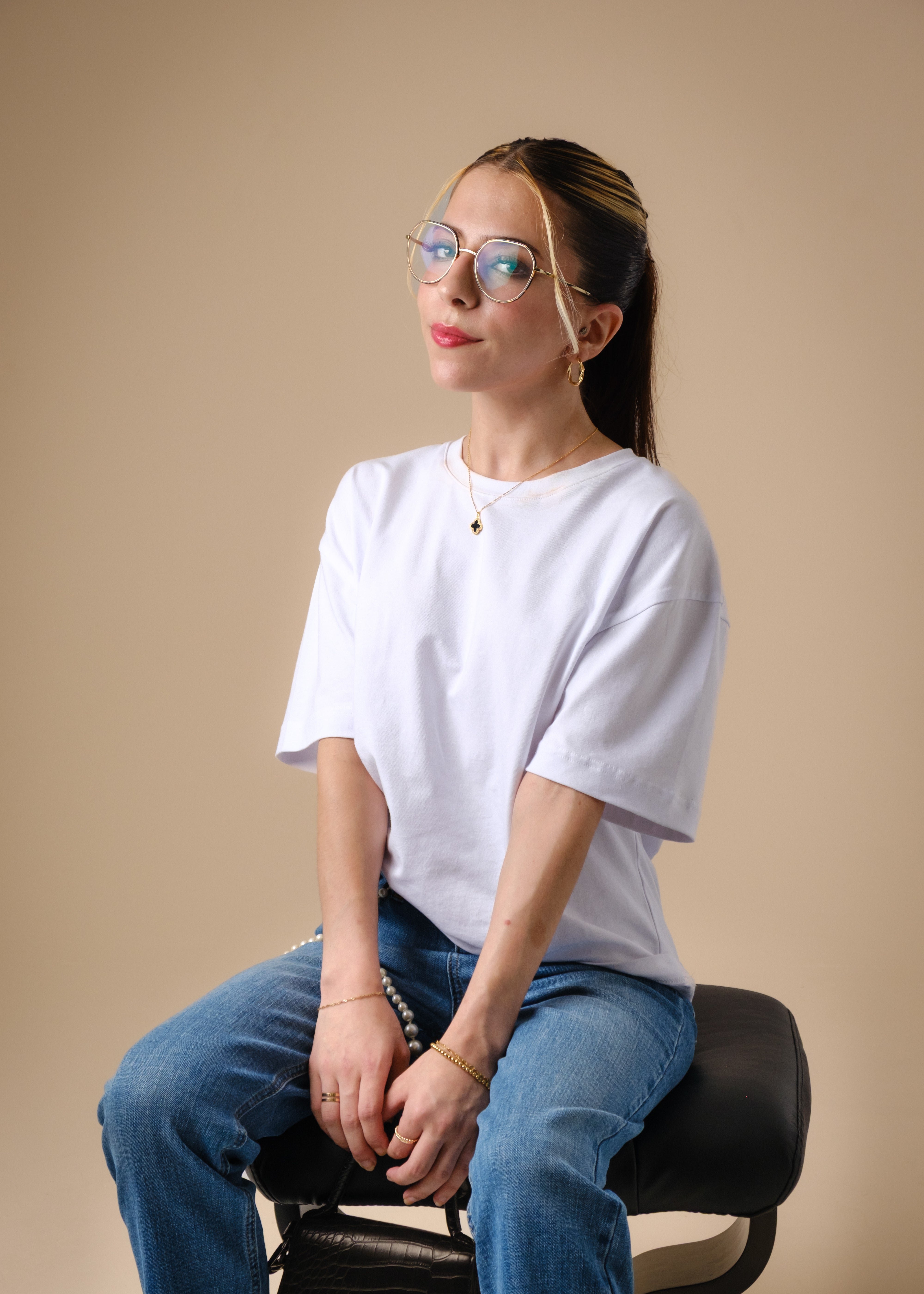 Boyfriend Fit White CLIO T-Shirt [Pre-Order]