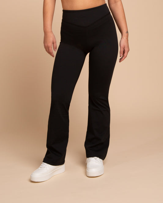 Petite Sculpting MIRA Flared Leggings